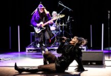 Retelling the story of a rockstar