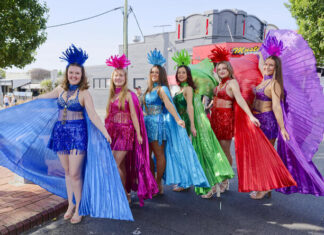 Pako Festa shines again